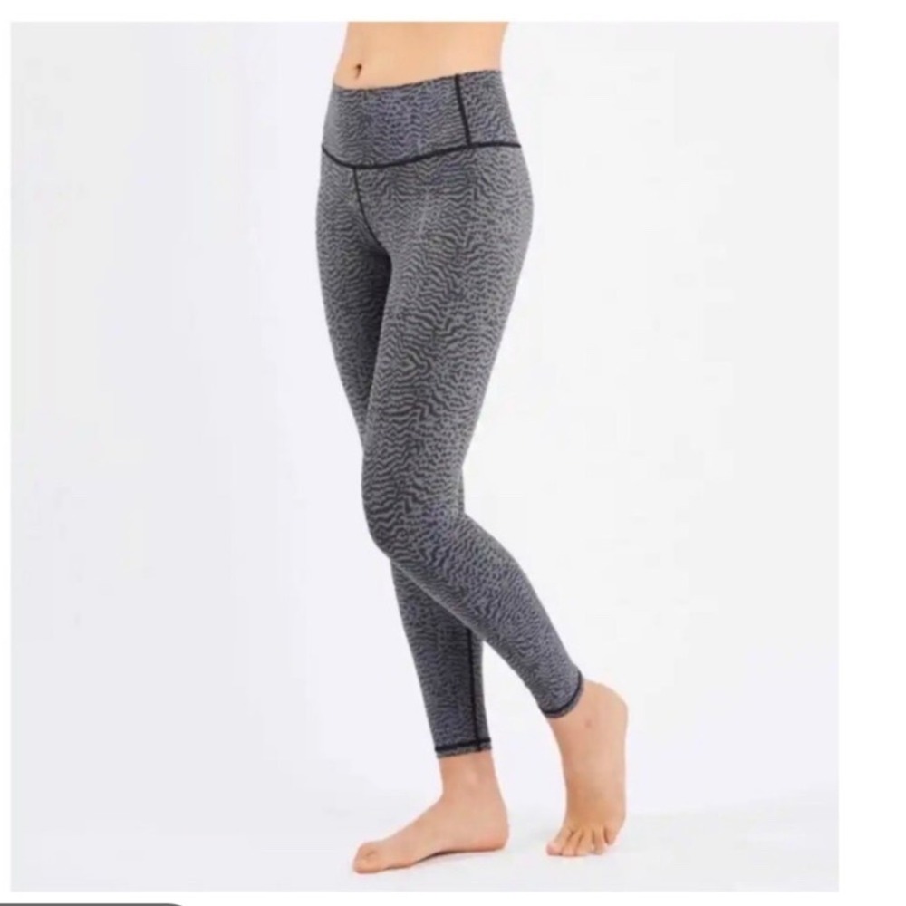 Varley Luna Nocturnal Feather High Rise 7/8 Leggings Small